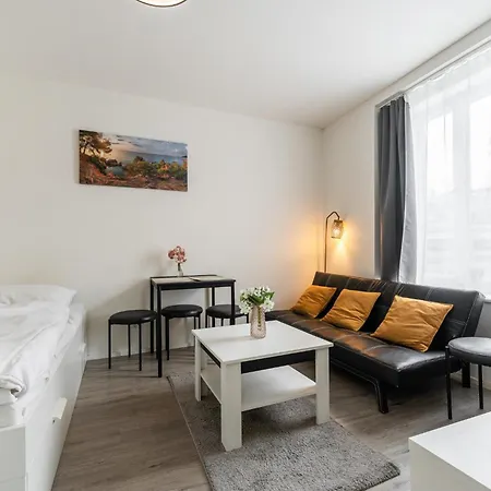 Andel Work & Chill By Rentez Apartment